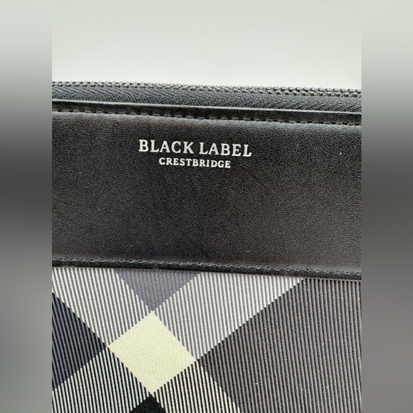 Burberry-Authentic-Black Label Crestridge Double Zippy Wallet/Organizer Like New - Picture 3 of 15